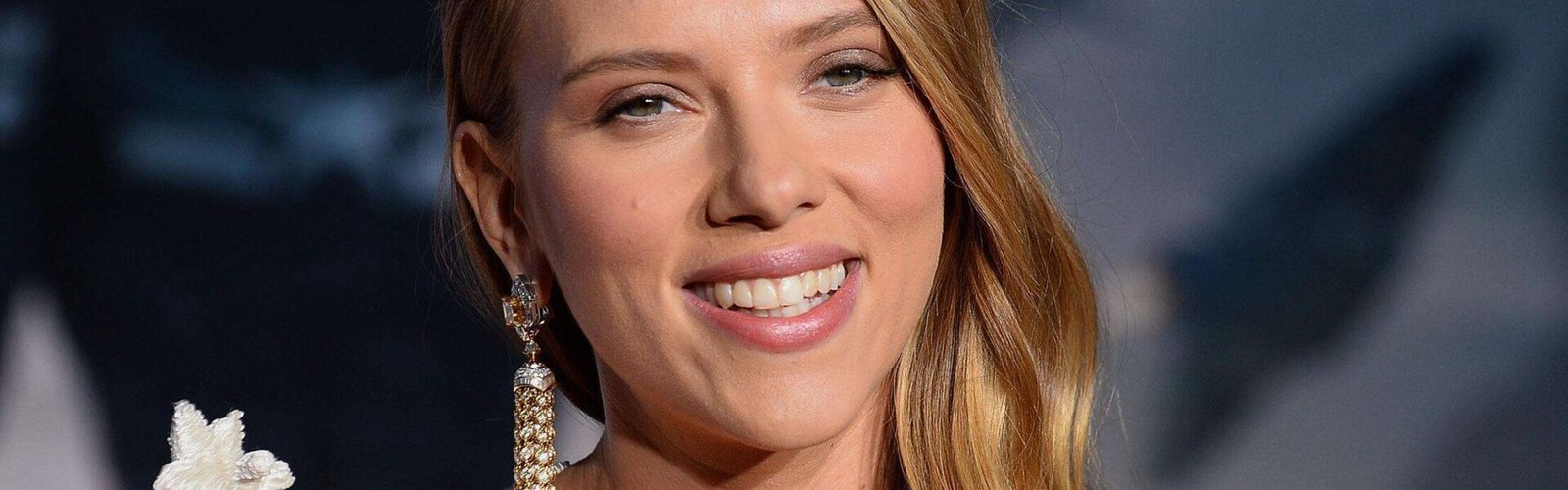 Scarlett Johansson, American actress, Celebrity Entrepreneur, Biography,