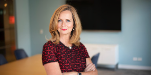 Naomi Simson, a dynamic Australian entrepreneur and founder of RedBalloon, is recognized as a leading figure in the experience marketplace, inspiring others with her innovative approach to business and commitment to customer satisfaction.