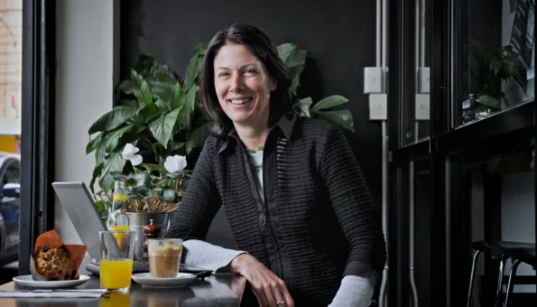 Emma Welsh, Australian entrepreneur and co-founder of Emma & Tom’s, a leading wellness brand in juices and snacks.