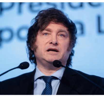 Guillermo Francos announcing his resignation as Argentina’s Chief of Staff following President Javier Milei’s midterm election victory.